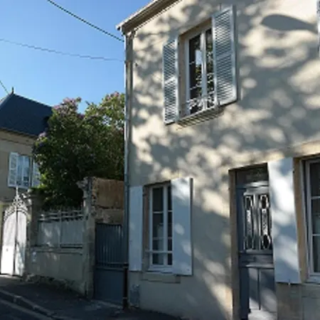 Nocleg ze śniadaniem Les Lilas De Bellefontaine Bayeux