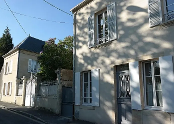 Nocleg ze śniadaniem Les Lilas De Bellefontaine Bayeux