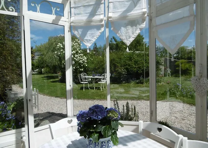 Les Lilas De Bellefontaine Nocleg ze śniadaniem