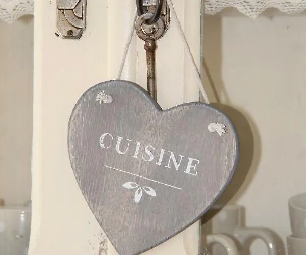 Nocleg ze śniadaniem Les Lilas De Bellefontaine 4*