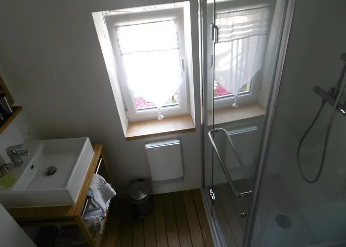 Les Lilas De Bellefontaine 4*