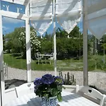 Les Lilas De Bellefontaine B&B