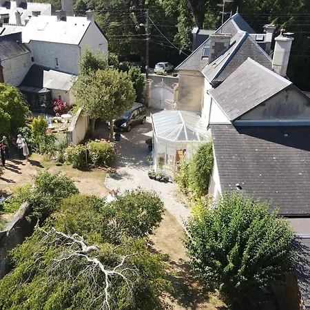 Les Lilas De Bellefontaine Отель типа 