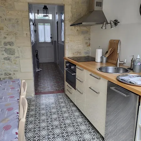 Bed & Breakfast Les Lilas De Bellefontaine 4*