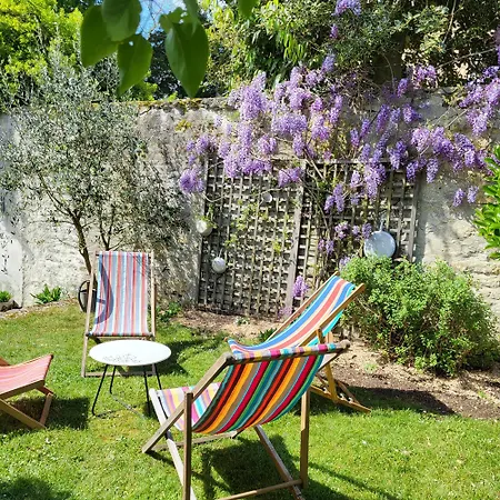 Les Lilas De Bellefontaine 4*