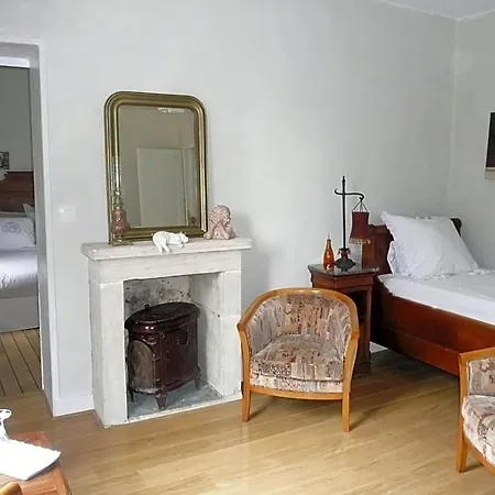 Les Lilas De Bellefontaine Bed and breakfast 4*