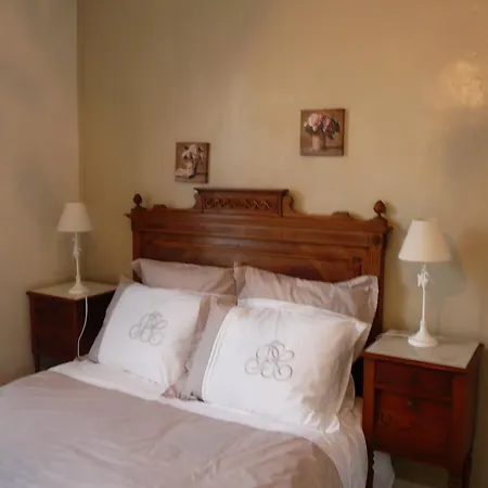 Les Lilas De Bellefontaine